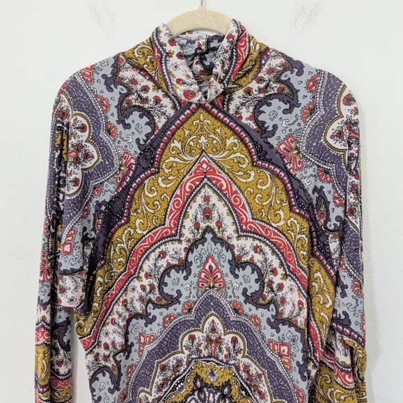 Free People Chase Me Paisley Print Long Sleeve Turtleneck Top Jersey Knit Small - Picture 2 of 9
